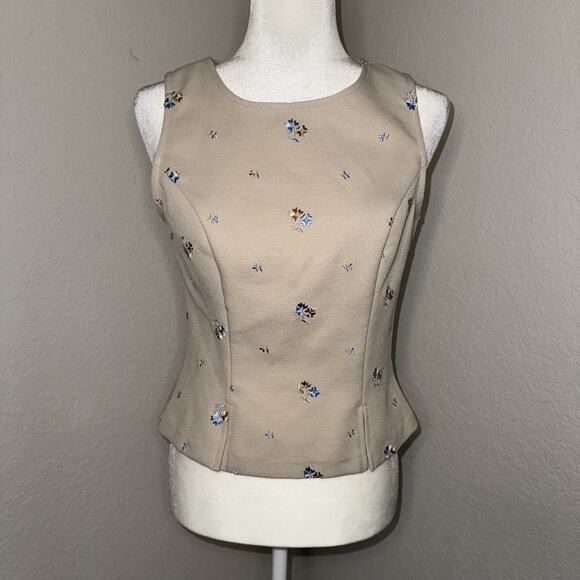 XOXO Tops - XOXO VTG Blouse Top Womens Medium Beige Embroidered Floral Back Zip Cottage Core